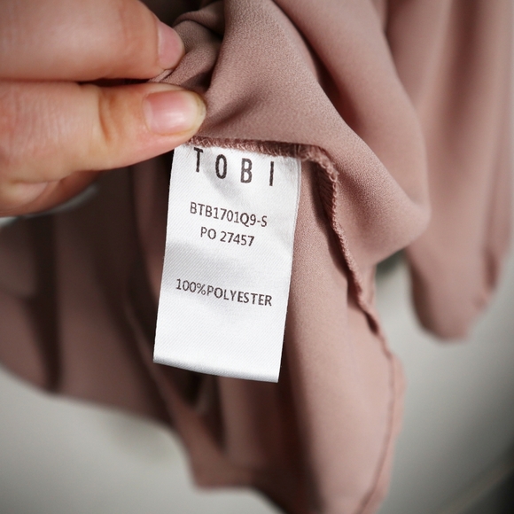 Tobi off shoulder blouse - Picture 5 of 5